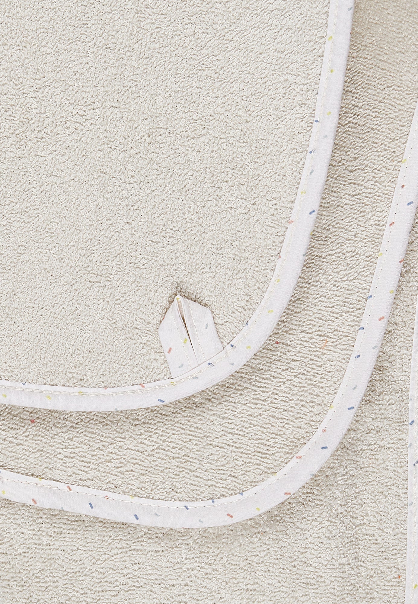 Kapuutsiga vannilina FILOU 80x80